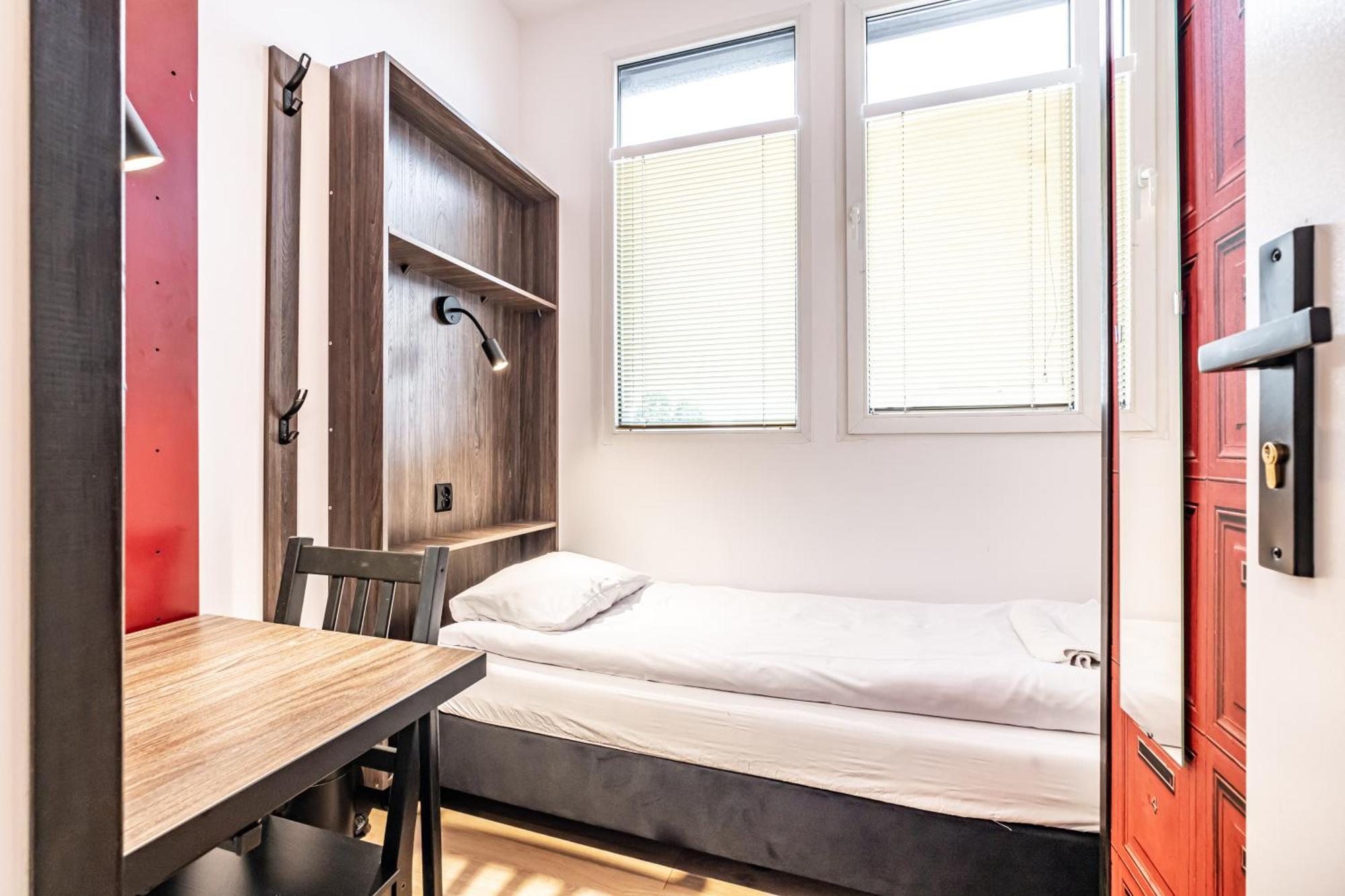 Vola Hostel وارسو المظهر الخارجي الصورة