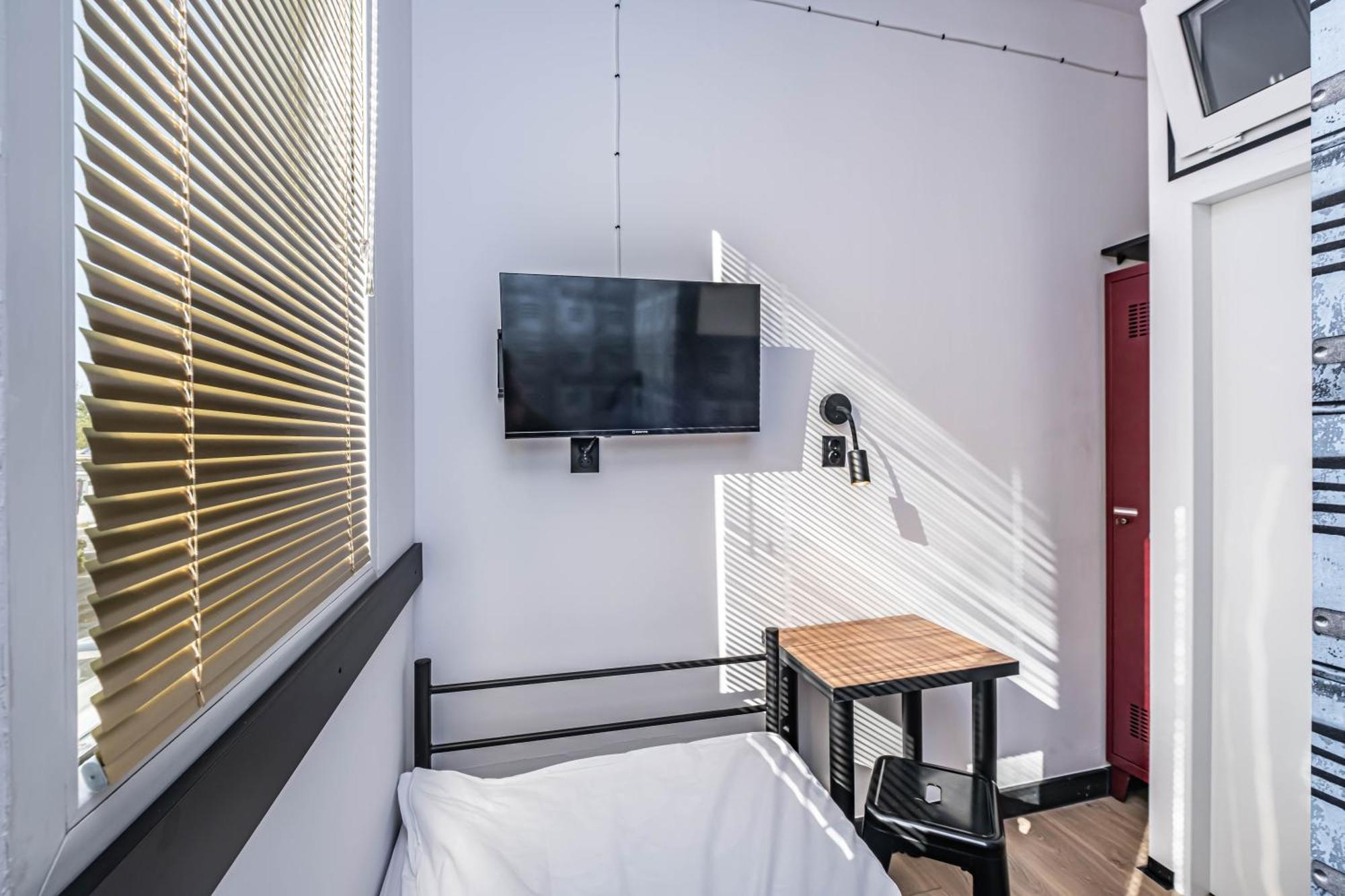 Vola Hostel وارسو المظهر الخارجي الصورة